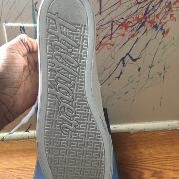 Tommy Hilfiger sneakers”NWOT” (no box) - Picture 3 of 4